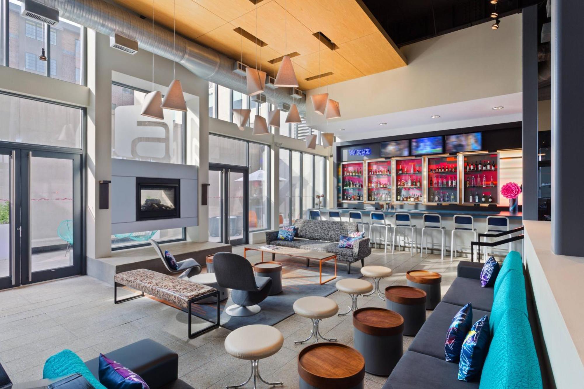 Hotel Aloft Birmingham Soho Square Homewood Exterior foto