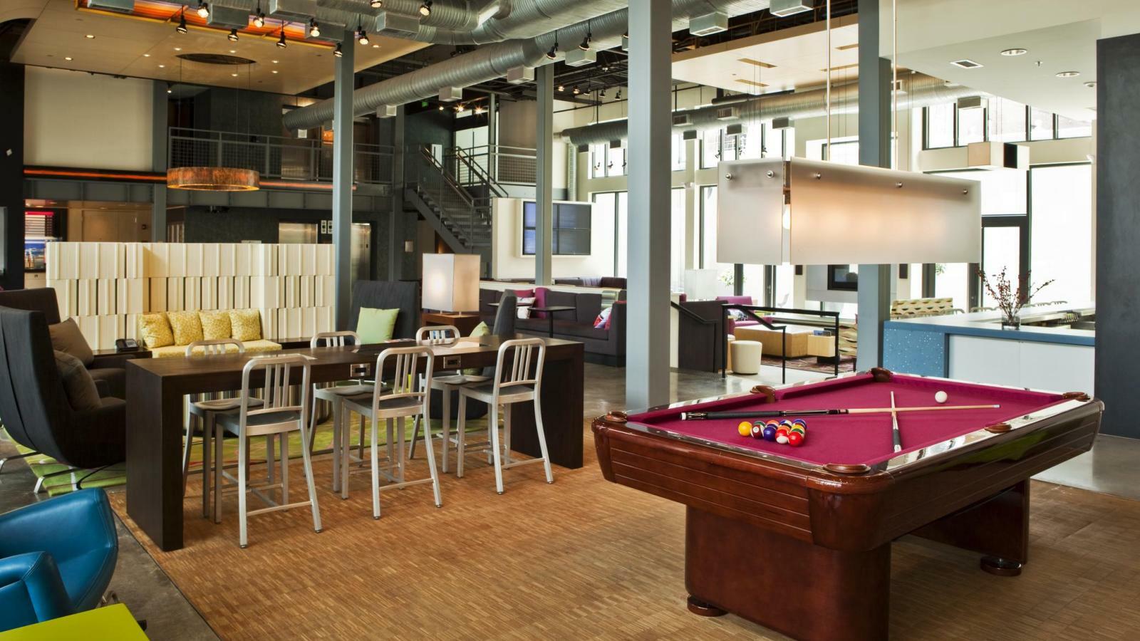 Hotel Aloft Birmingham Soho Square Homewood Exterior foto